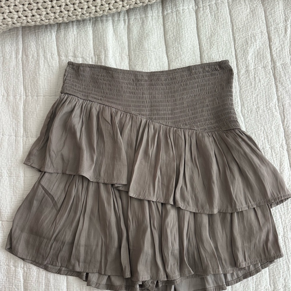 vestique Smocked Mini Skirt in Taupe Gray